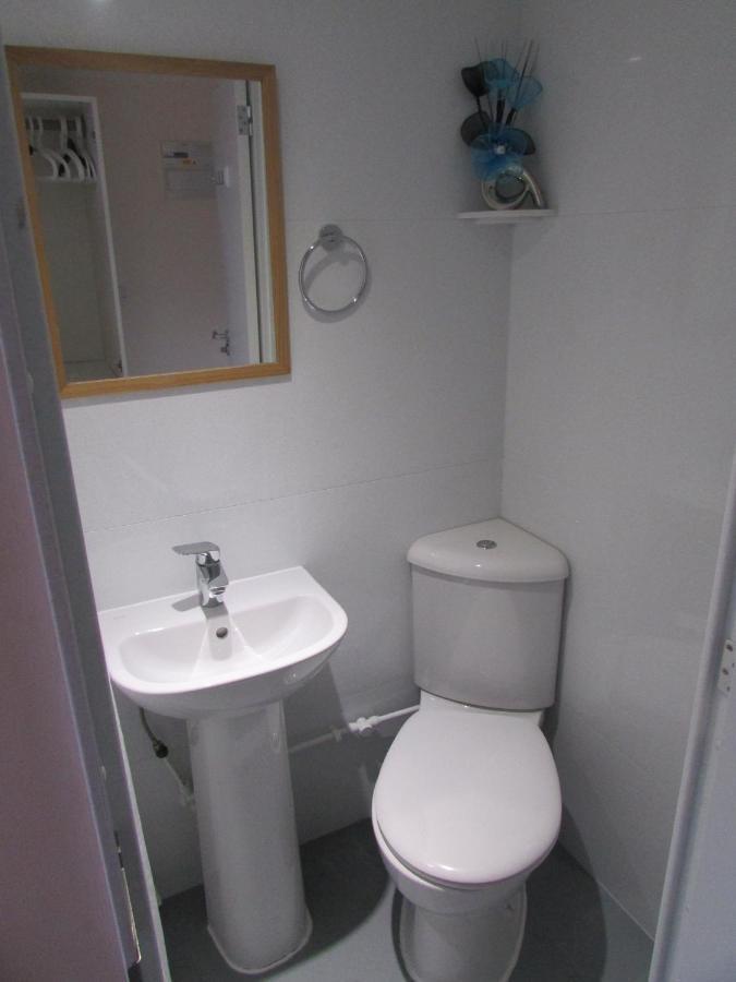 Independent Two Bed En-Suite Annex, Close To City CBG Eksteriør bilde